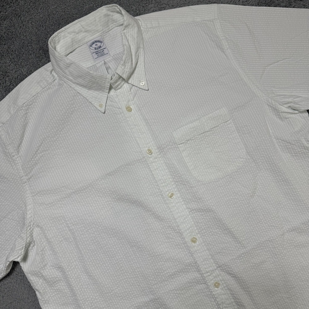 Brooks Brothers 1818 Men's XL Short Sleeve Button Down White Seersucker NWT